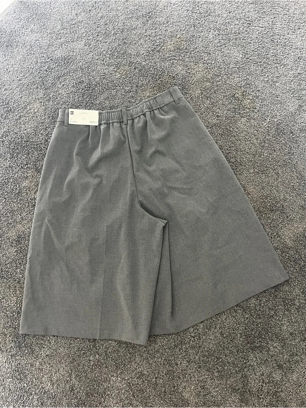 BAGGY SUIT SHORTS